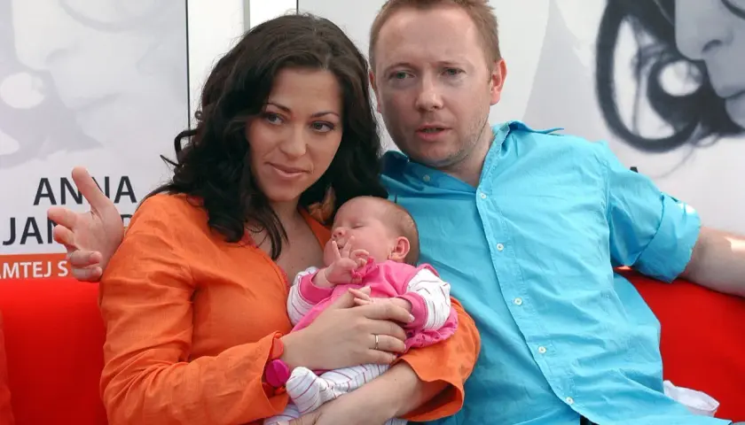 Natalia Kukulska z mężem i maleńkim dzieckiem. Rodzina prezentuje swoje najcenniejsze skarby.