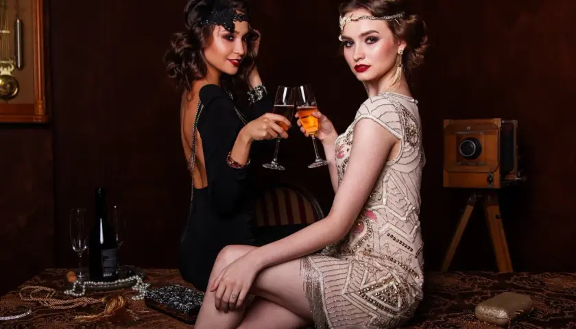 Co modne w tym roku na sylwestra? Odkryj najgorętsze trendy!