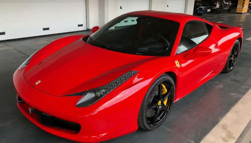 Ile kosztuje wypożyczenie Ferrari? Ceny i tajemnice wynajmu w Polsce