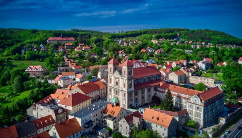 Bardo Śląskie atrakcje, które zaskoczą każdego turystę