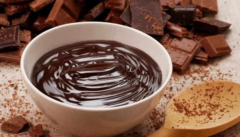 Perfekcyjny krem czekoladowy do tortu? Opanuj go krok po kroku!