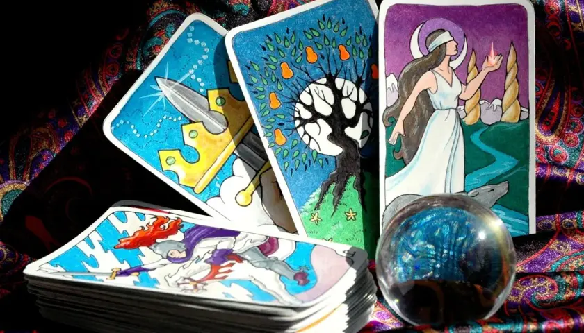 Na czym polega tarot i jak może zmienić twoje życie na lepsze