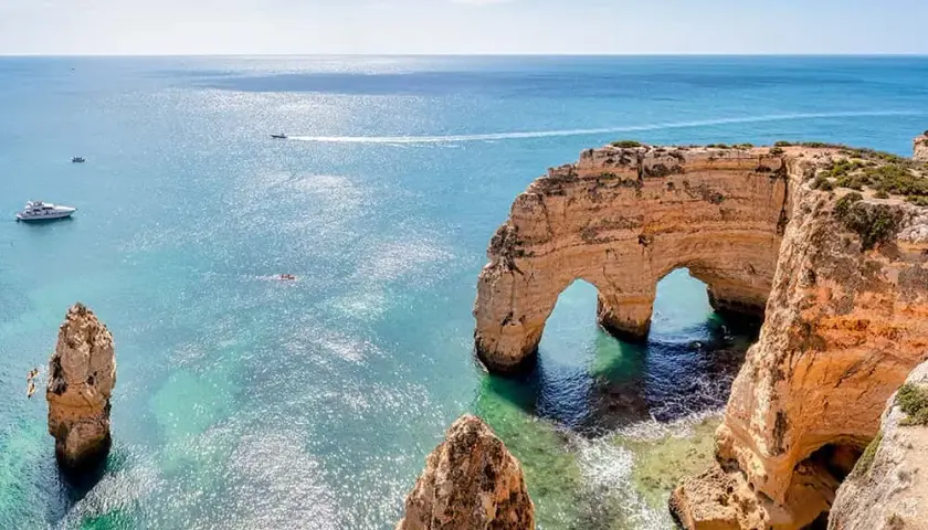 Spiagge Portogallo: la guida completa per la tua vacanza perfetta