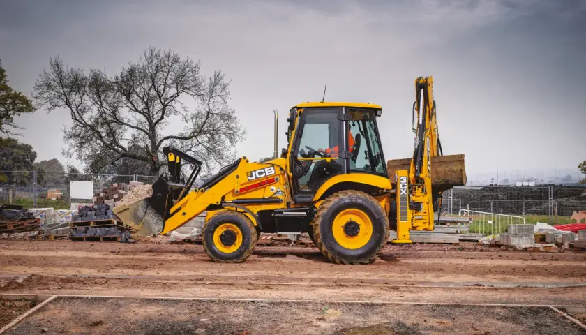 Zużycie paliwa koparko-ładowarki JCB 3CX: fakty i oszczędności