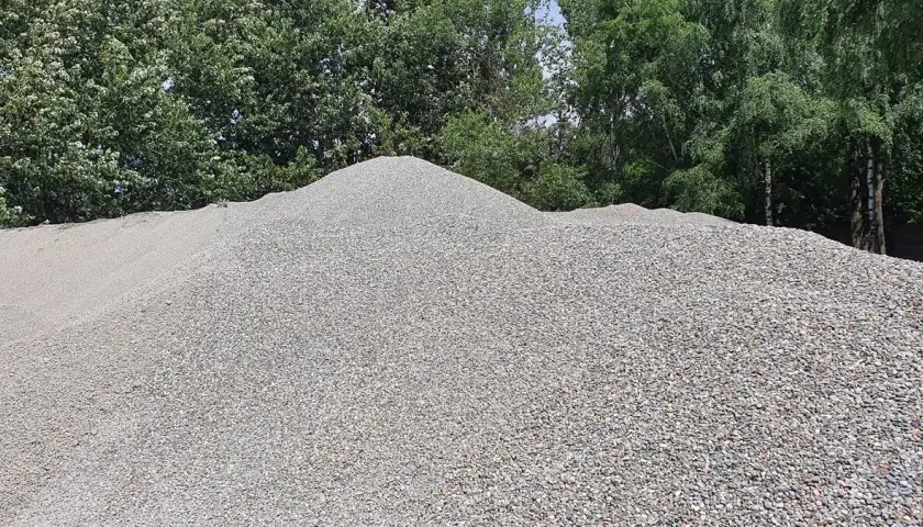 Ile waży m³ żwiru 8-16 mm? Konkretne dane i obliczenia dla budowy
