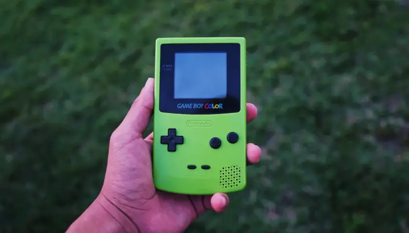 Gdzie kupić stare gry? Odkryj najlepsze miejsca na retro zakupy