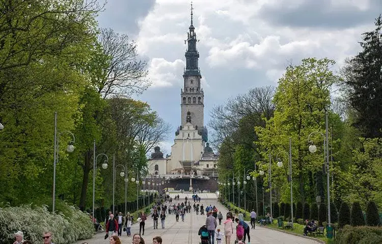 Częstochowa: Co zwiedzić? Odkryj atrakcje poza Jasną Górą!