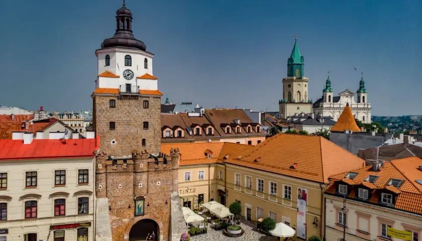 Lubelszczyzna: Odkryj Niezapomniane Atrakcje na Weekend i Wakacje