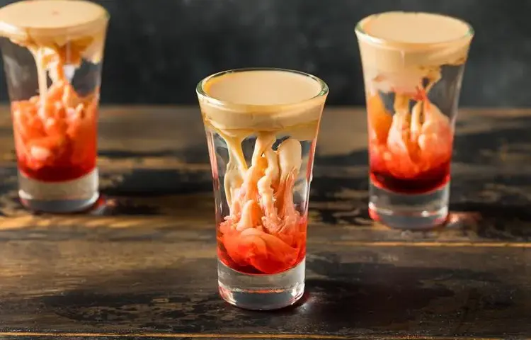 Jak przygotować małpi mózg drink – przepis na efektowny shot na Halloween