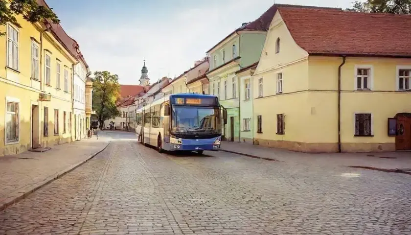 Jak dojechać z Ustki do Łeby? Oszczędź czas i pieniądze!