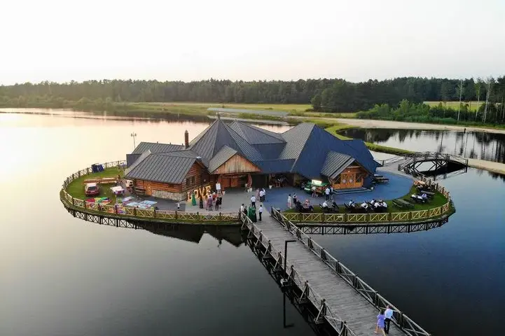 Gdzie zjeść w Suscu? Odkryj najlepsze lokalne restauracje i smaki