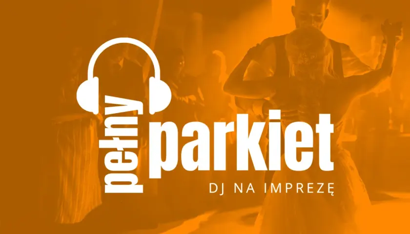 DJ na weselu, który rozkręci każdy parkiet. Para młoda tańczy, a w tle widać gości.