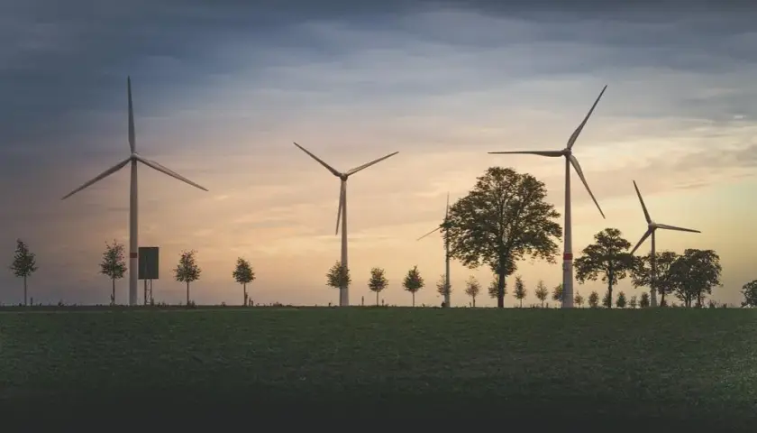 Ile prądu wytwarza turbina wiatrowa? Zaskakujące wyniki i czynniki wpływające