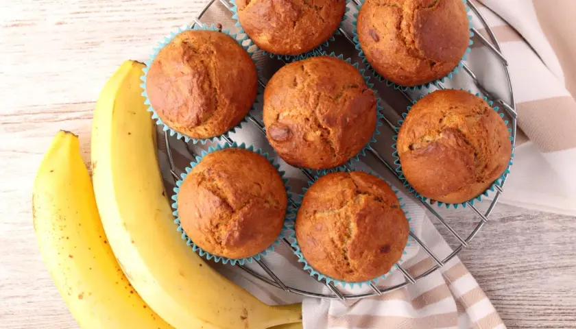 Jak zrobić dietetyczne muffinki marchewkowo bananowe: tylko 108 kcal