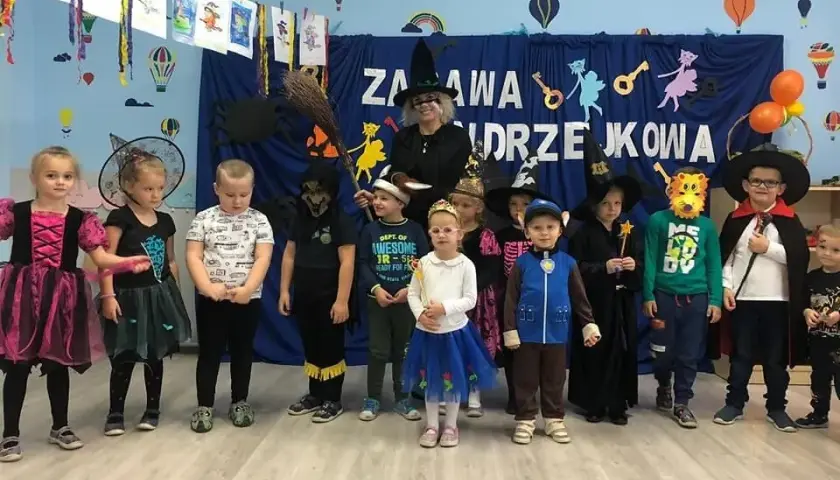 Jak ubrać dziecko na andrzejki do przedszkola: praktyczne porady dla rodziców