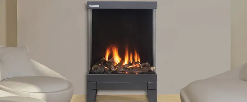 Jaki kominek do salonu 40m² wybrać? Porównanie typów, mocy i designu dla efektywnego ogrzewania