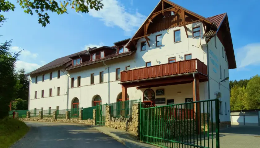 Zielona Kraina: Całodobowa opieka w Warszawie czy to dom dla bliskich?