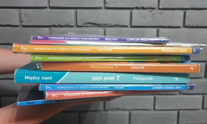 Czy można oddać książki do biblioteki? Zasady, terminy i konsekwencje zwrotu