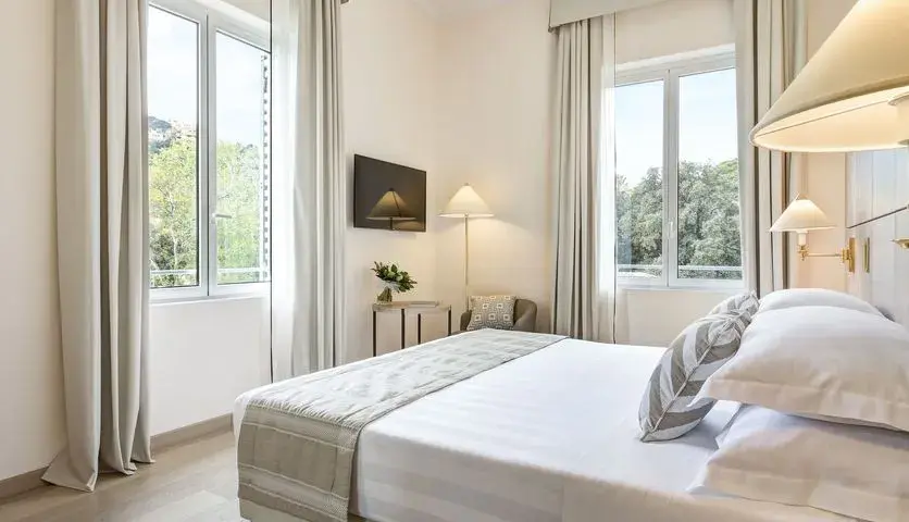 Grand Hotel Arenzano: L'Icona Liberty per il Tuo Soggiorno Perfetto