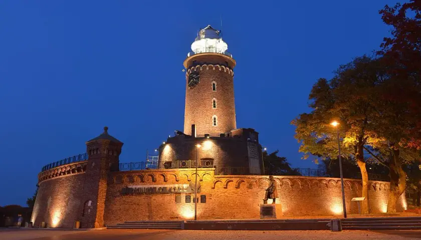 Kołobrzeg ile km? Sprawdź, jak daleko do najważniejszych miast