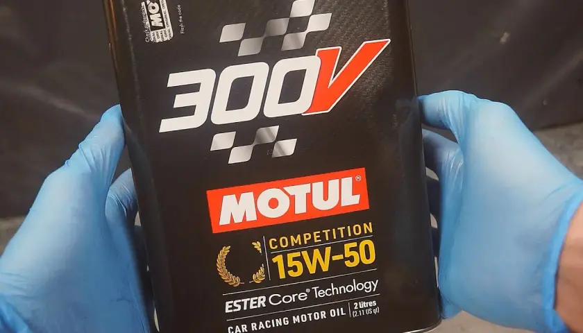 Motul 300V 15W50: Pełna analiza i jak rozpoznać oryginał?