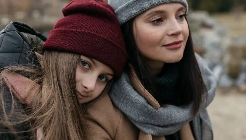 Jak zakryć pryszcze? Mój sekret na trwały i naturalny kamuflaż.