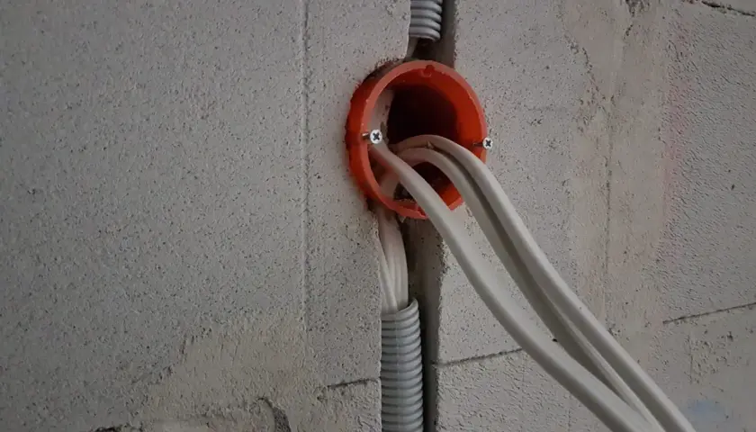Jak wybrać idealny kabel do instalacji elektrycznej? Poradnik