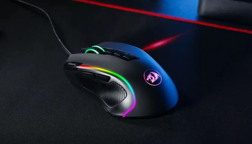 Czarna, gamingowa mysz z podświetleniem RGB. To jeden z wielu rodzajów myszy, które oferują graczom precyzję i styl.