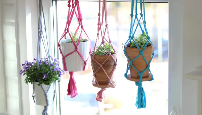 Kwietnik drabinka DIY: Prosty poradnik krok po kroku
