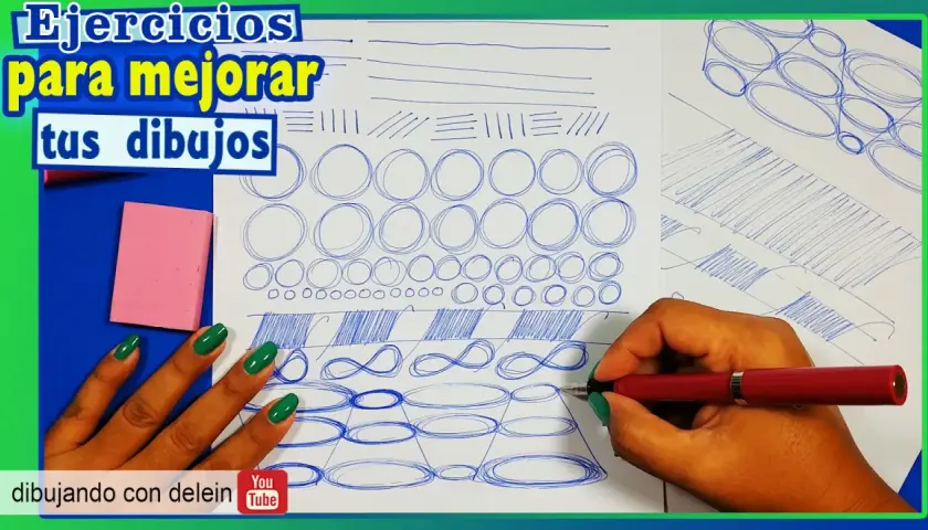 Manos practicando trazos en un **dibujo folio**: líneas, círculos y óvalos para mejorar la técnica.