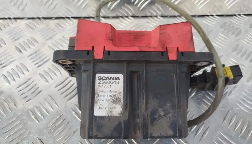Gdzie jest wyłącznik prądu Scania? Kluczowe informacje, które musisz znać