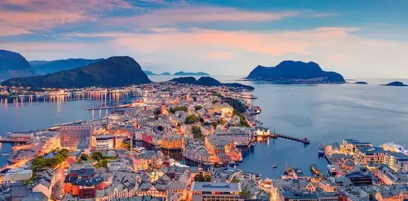 Norwegia gdzie leży: Odkryj jej położenie w Europie i sąsiadów