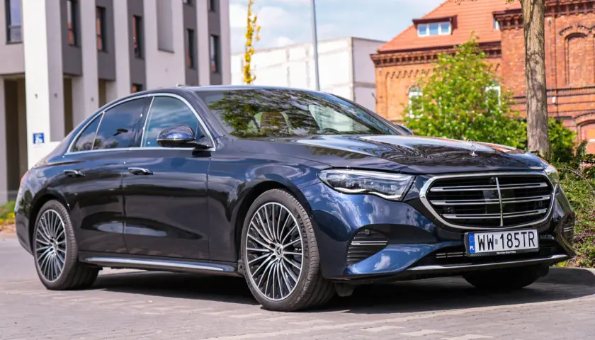 Mercedes Klasy E (W214, W213, W212): Ceny, opinie, czy warto?
