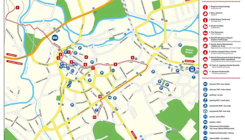 Mapa Jeleniej Góry z zaznaczonymi atrakcjami turystycznymi, w tym Ratuszem, Teatrem i Muzeum Karkonoskim.