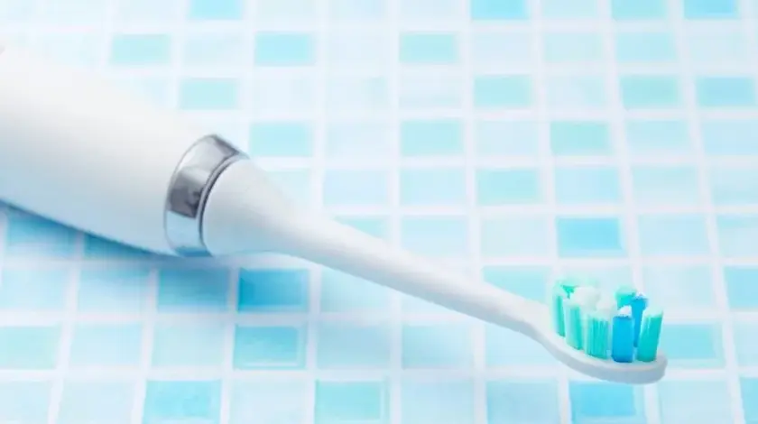 Najlepsze szczoteczki soniczne - opinie użytkowników i porównania