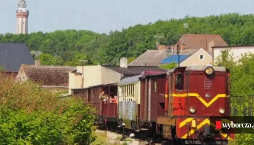 Pociągiem do Pogorzelicy? Sprawdź, jak zaplanować podróż!
