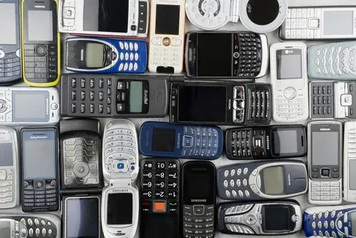 Jak powstał telefon? Historia wynalazku, który połączył świat!