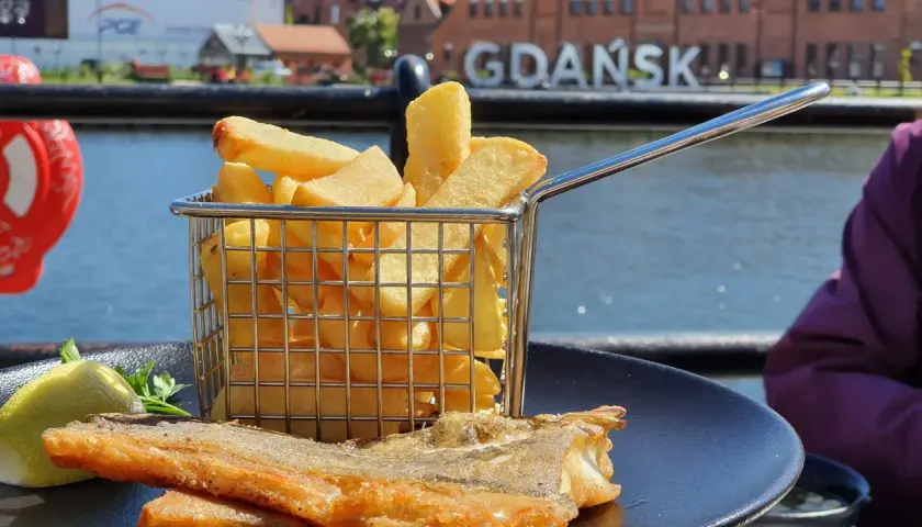 Co zjeść w Gdańsku? Odkryj najlepsze lokalne przysmaki i restauracje