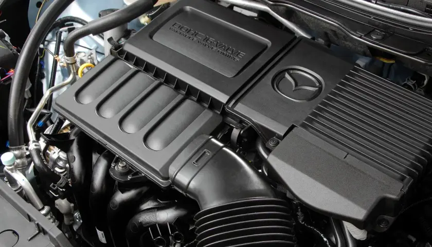 Silnik DOHC 16-Valve z systemem zmiennych faz rozrządu w Mazda 2 2008.