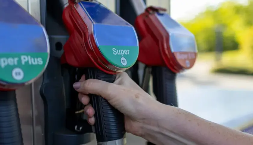 Welcher Kraftstoff für mein Auto? Vermeiden Sie teure Fehler bei der Wahl