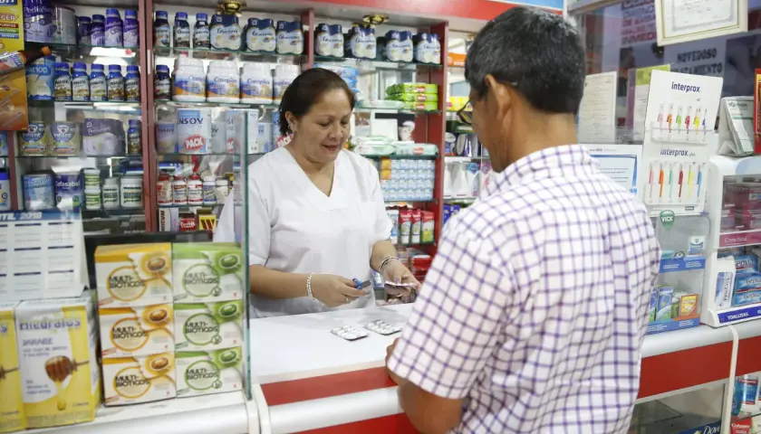 Venta de medicamentos sin receta en Perú: riesgos y regulaciones que debes conocer