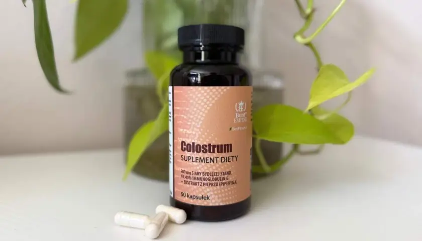 Suplement diety Colostrum w kapsułkach. Dowiedz się, colostrum co to jest i jak działa. W butelce 90 kapsułek.