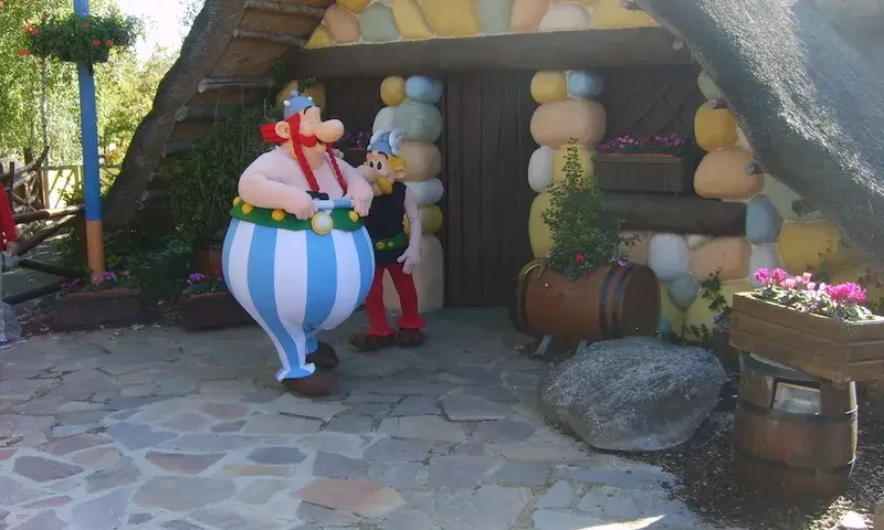 Najlepsze atrakcje w Parku Asterix dla całej rodziny i dzieci