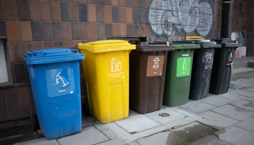 Jak legalnie nie płacić za śmieci: 7 sposobów na obniżenie rachunków