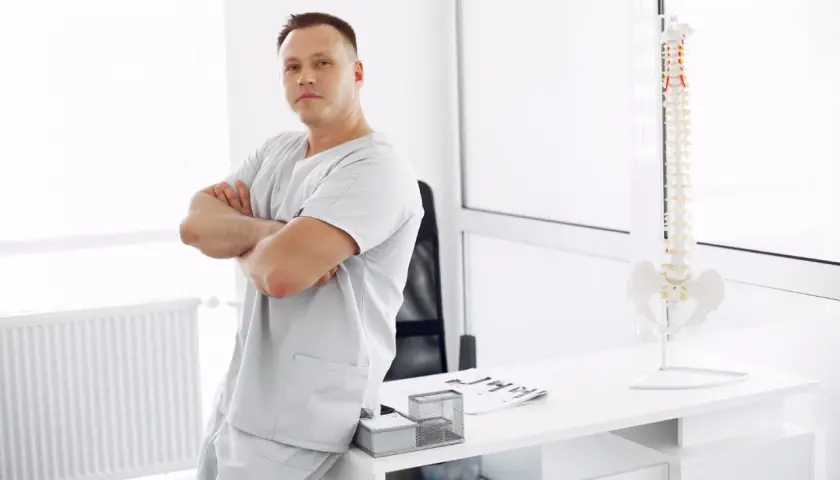 Fizjoterapia AWF czy uniwersytet medyczny - która opcja zapewni lepszą przyszłość?