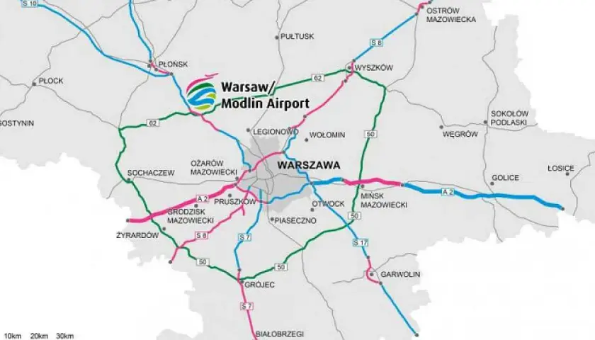 Jak dojechać z centrum Warszawy na lotnisko Modlin bez stresu i wysokich kosztów