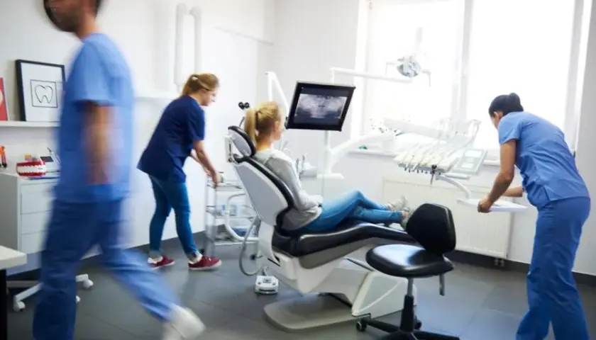 Ortodonta to dentysta? Poznaj prawdę i wybierz specjalistę!
