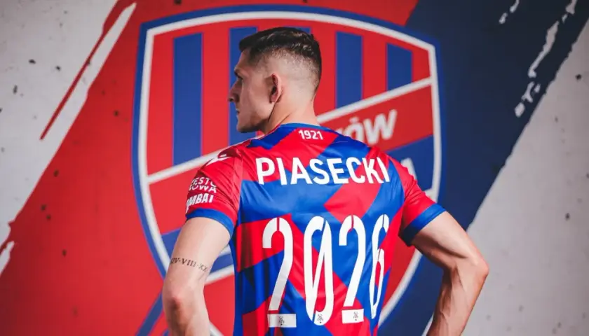 Piasecki w nowym klubie! Górnik Zabrze transfery zasilone nowym zawodnikiem.