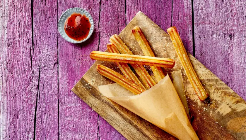 Gdzie kupić churros? Najlepsze miejsca i produkty w Polsce