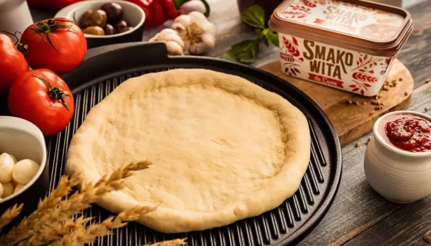 Jak zrobić ciasto na pizzę, aby uniknąć twardego spodu